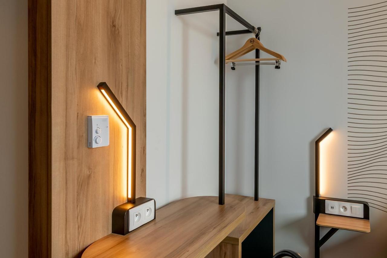 B&B Hotel Le Port Marly Saint Germain En Laye Ngoại thất bức ảnh